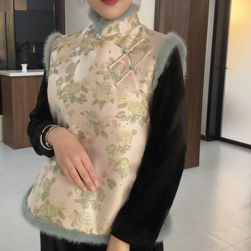 [拙见]福利款秒杀价浮雕花马甲