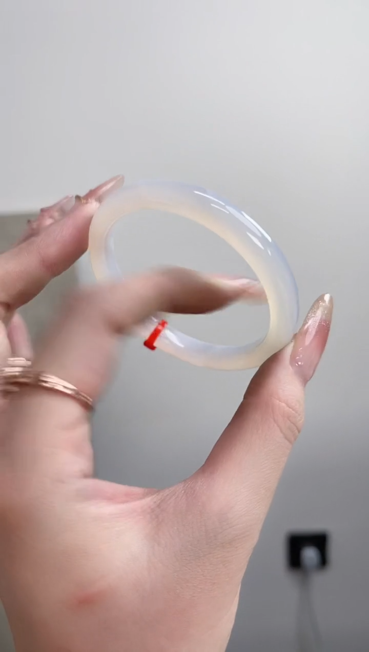 【闪购商品】玛瑙/玉髓手镯未镶嵌53圈 需要包容