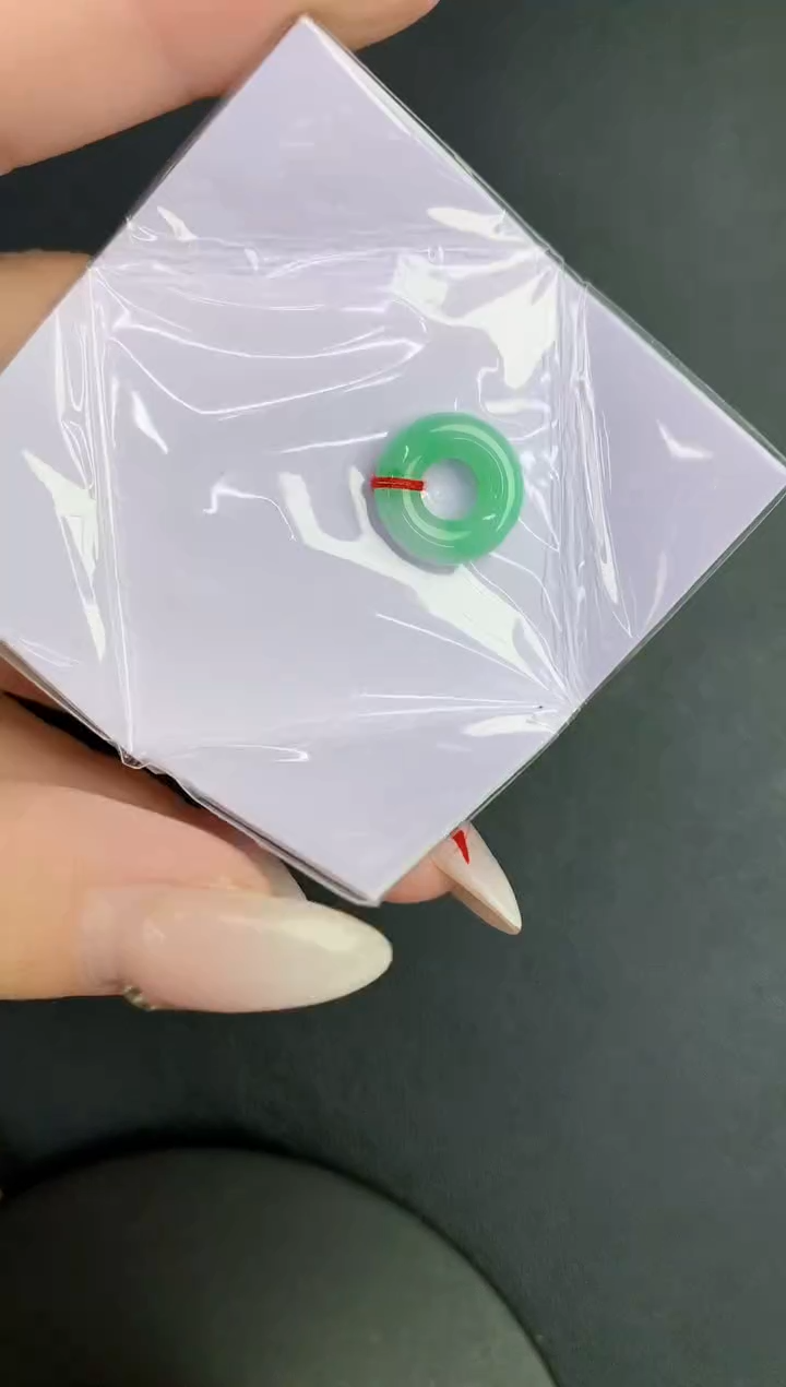 【闪购商品】翡翠颈饰未镶嵌0000000000