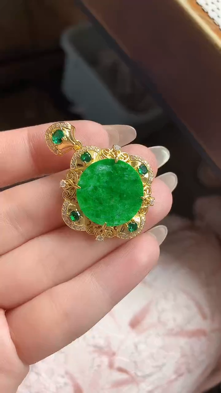 【闪购商品】翡翠颈饰银S925镶嵌颈饰