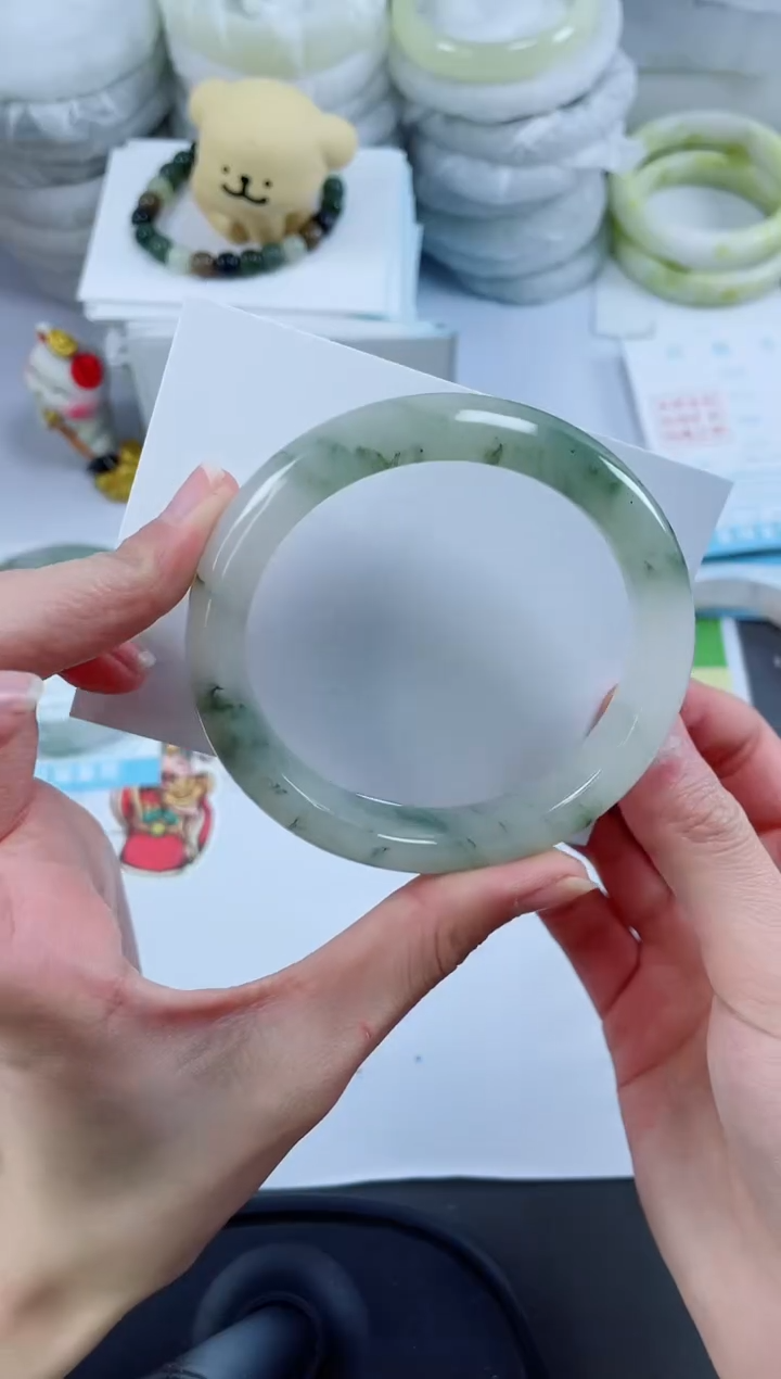 【闪购商品】石英质玉手镯未镶嵌257-58.6