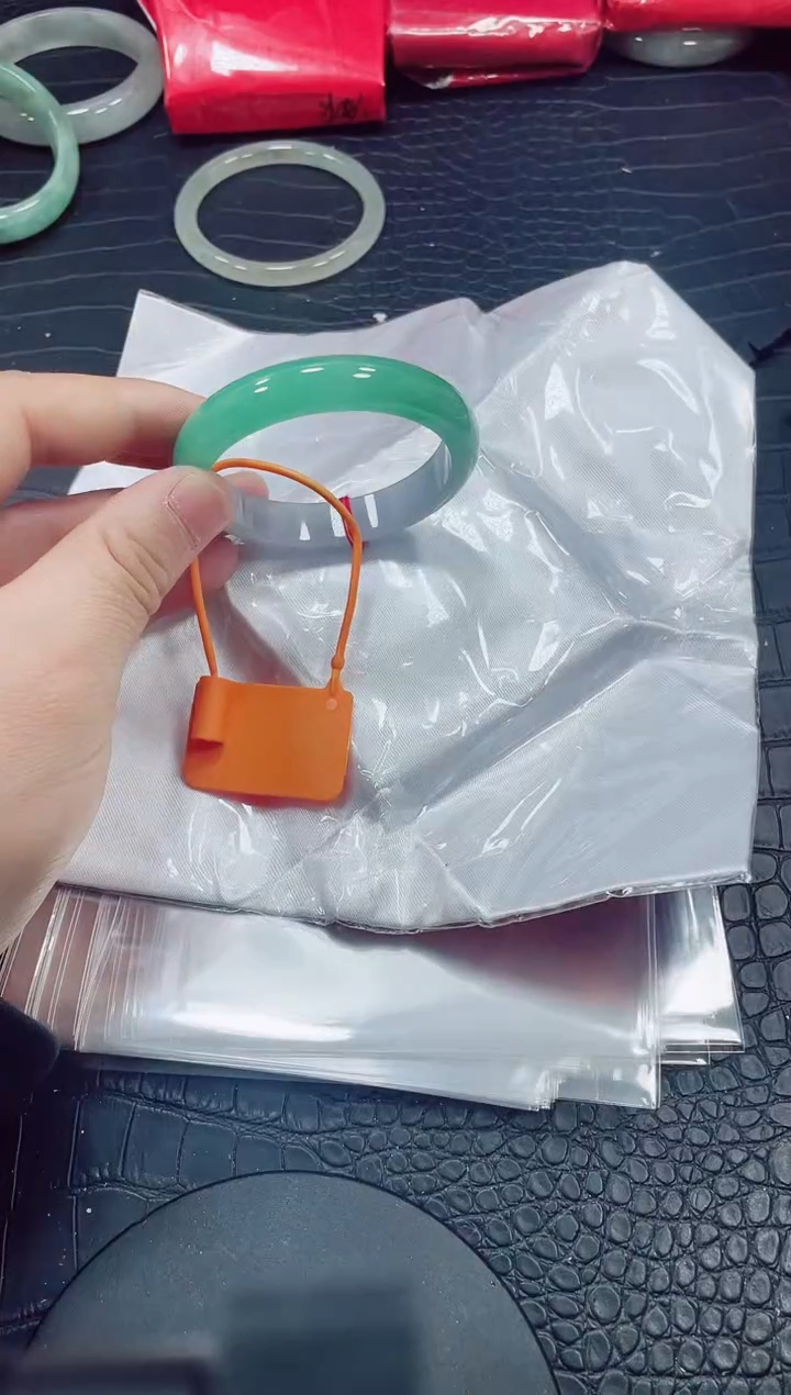 非金属无小哥124号手镯53.7圈口