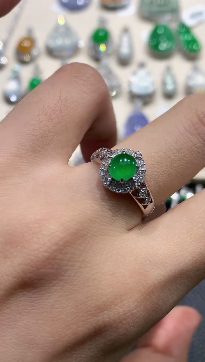 【闪购商品】翡翠戒指18K金镶嵌c43     