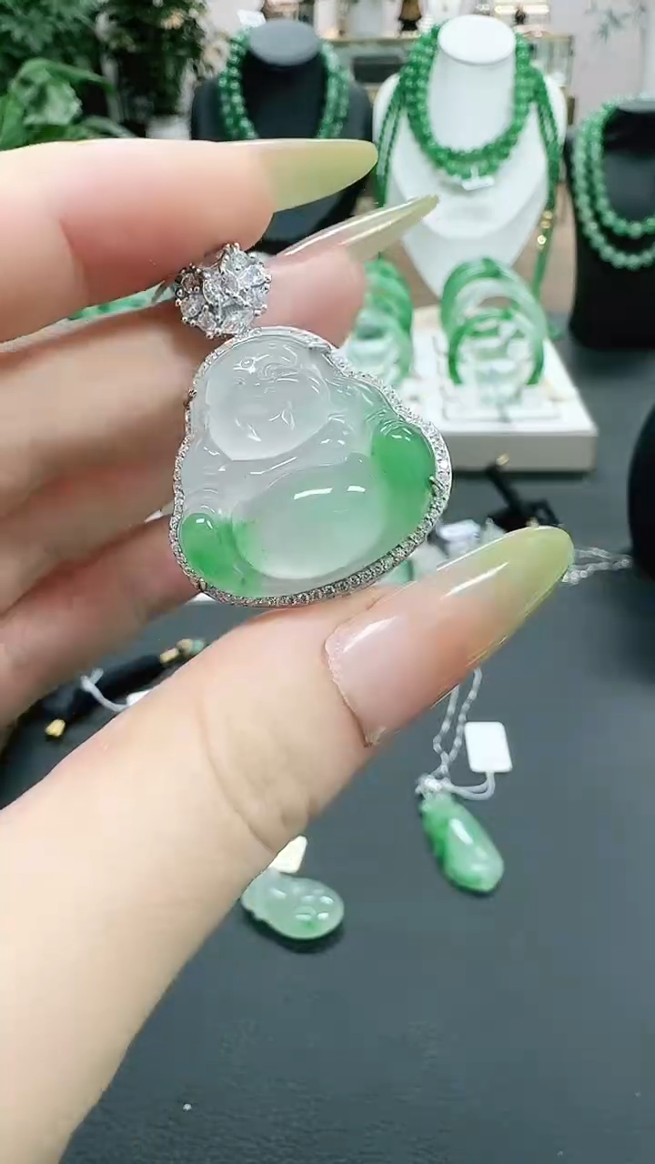 未镶嵌1石英质玉（非洲翠）/9259