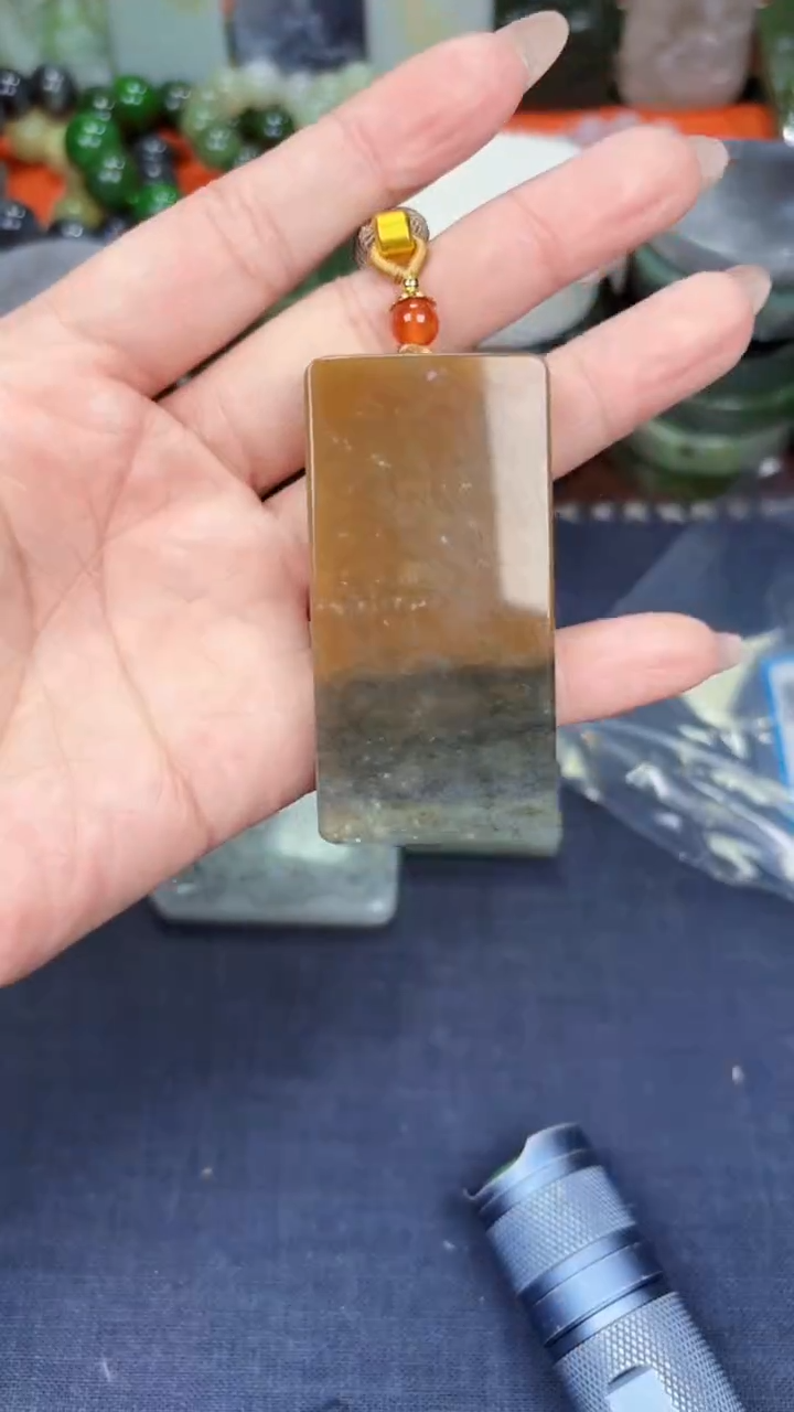 颈饰未镶嵌和田玉和田玉