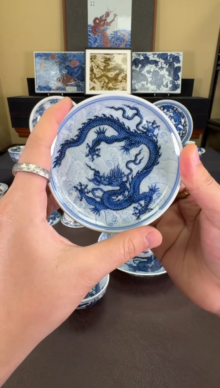 【闪购商品】又见春风海水龙高足盖置
