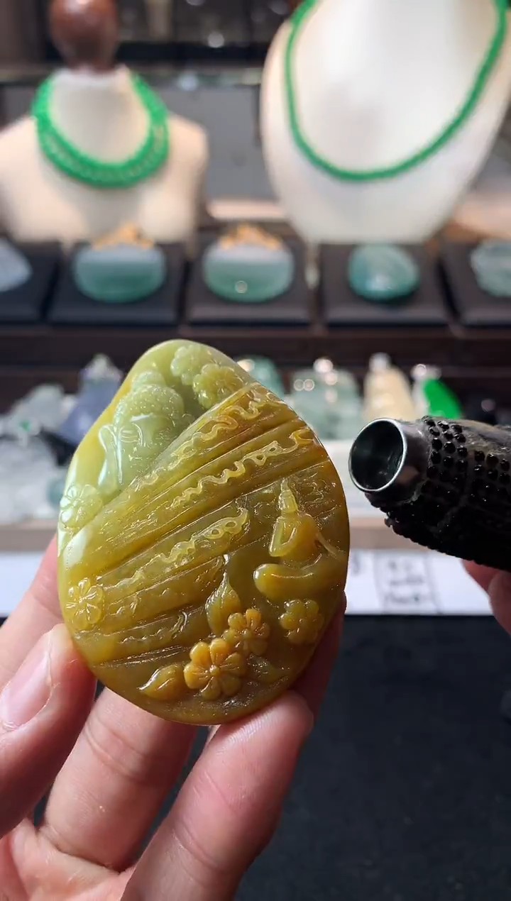 未镶嵌定制翡翠尤***~5057毛货不退不换