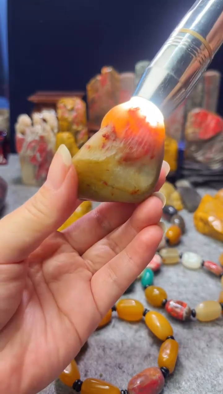 昌化石昌化鸡血石石一个 