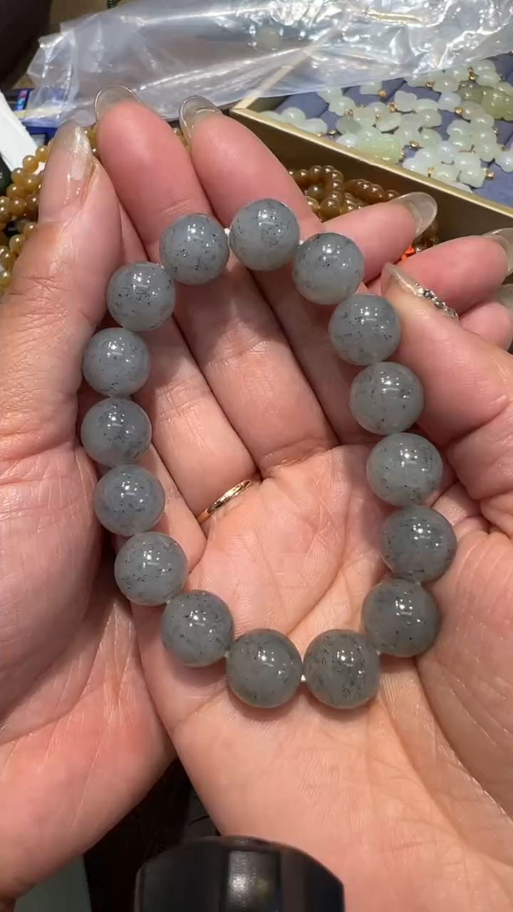 【闪购商品】和田玉手串未镶嵌和田玉吊坠多样性发货拍一发一卡12