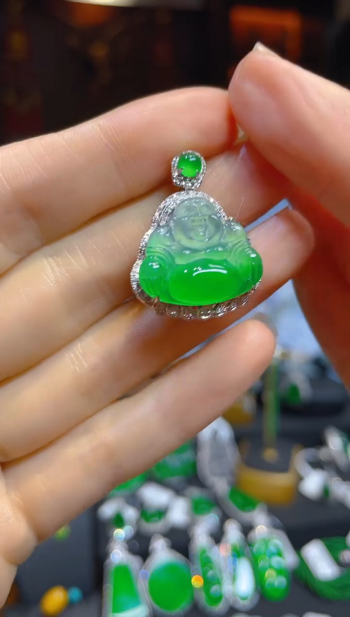 【闪购商品】翡翠颈饰18K金镶嵌118285天然A货翡翠佛公