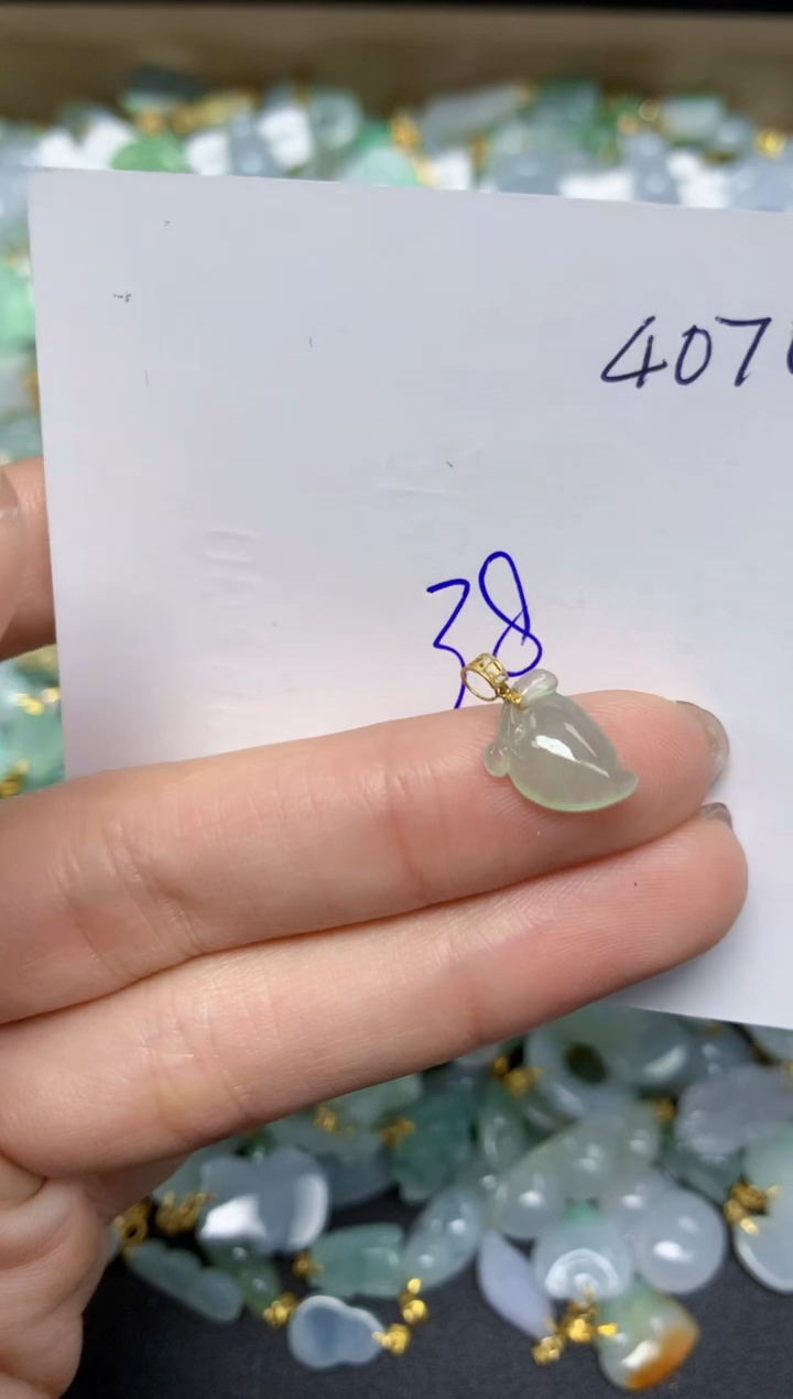 【闪购商品】翡翠颈饰18K金镶嵌天然翡翠A货