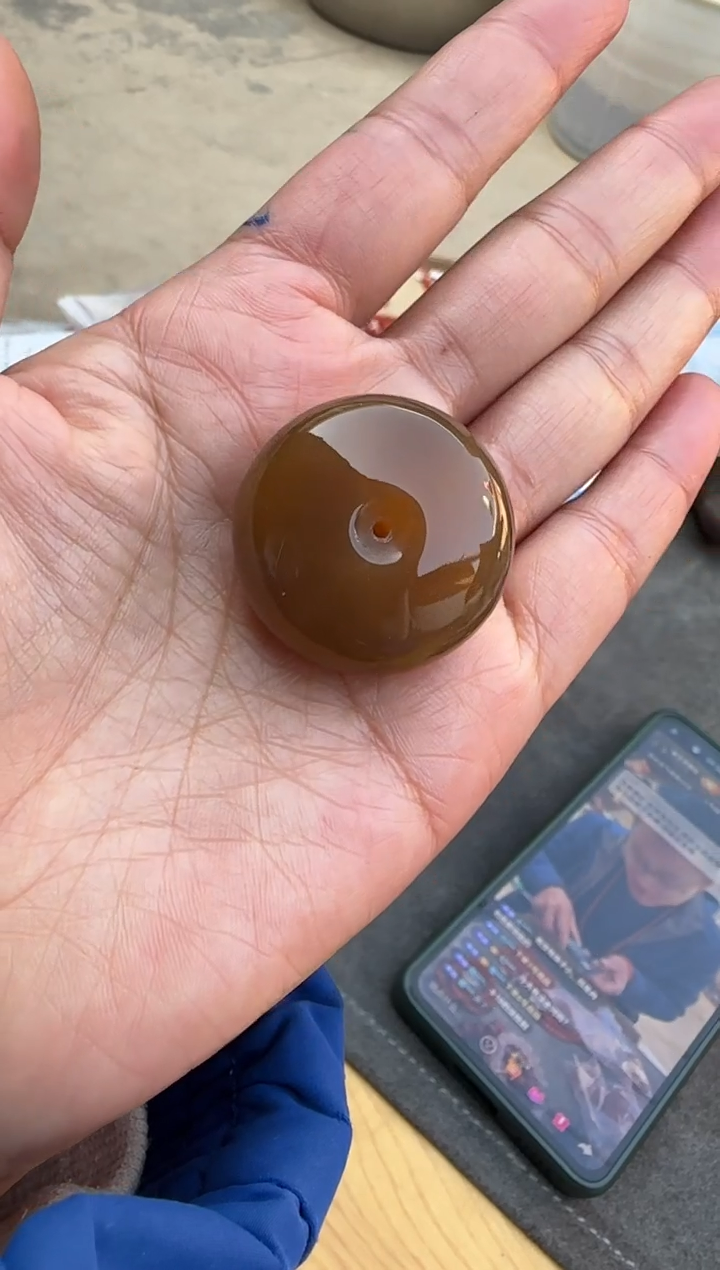 【闪购商品】玛瑙/玉髓配饰未镶嵌原矿无优化鸡油黄平安扣W