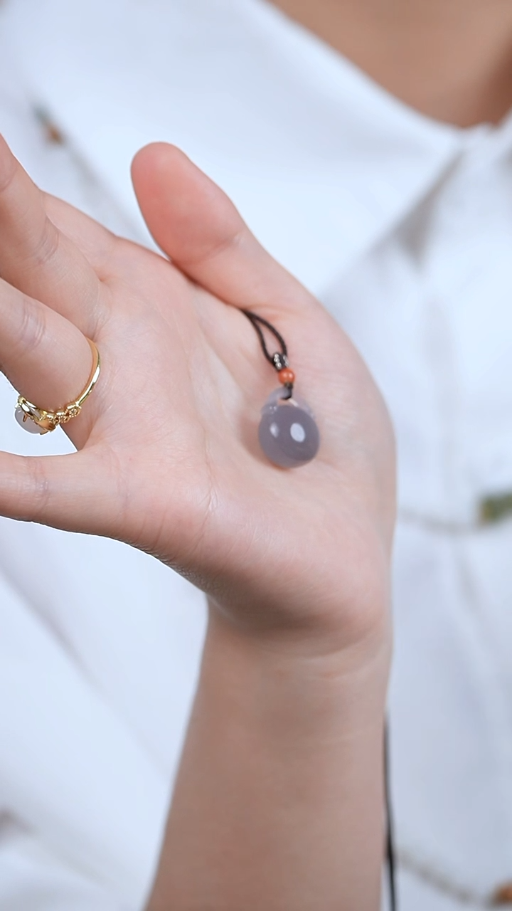 颈饰未镶嵌和田玉烟紫福袋吊坠多样性发一