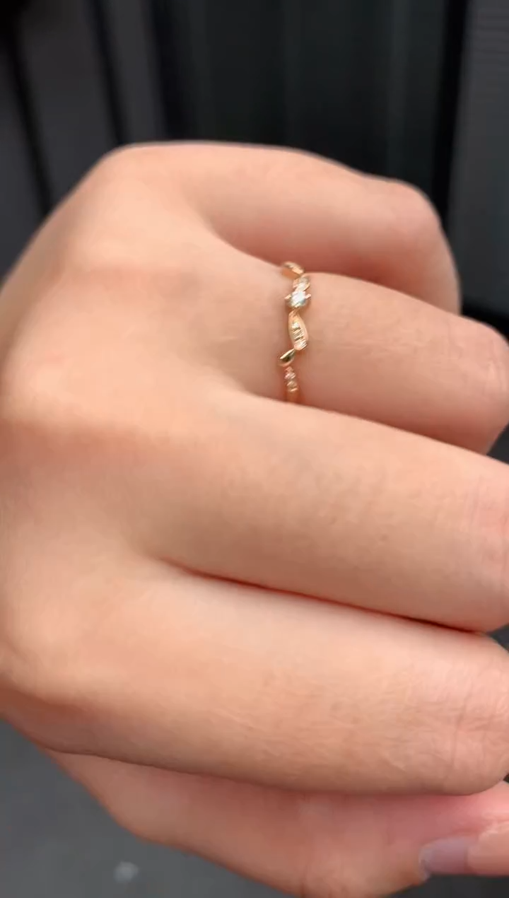 【闪购商品】钻石戒指/指环18K金镶嵌钻石戒指