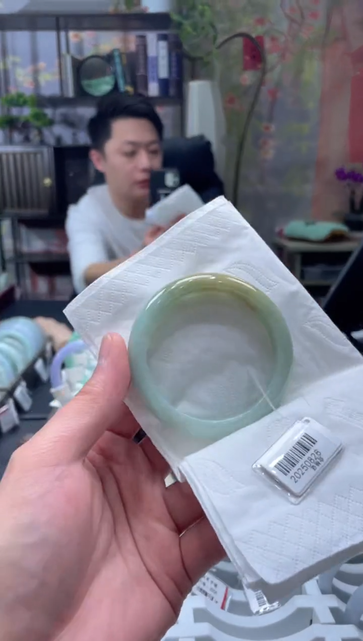 未镶嵌手镯翡翠8460****