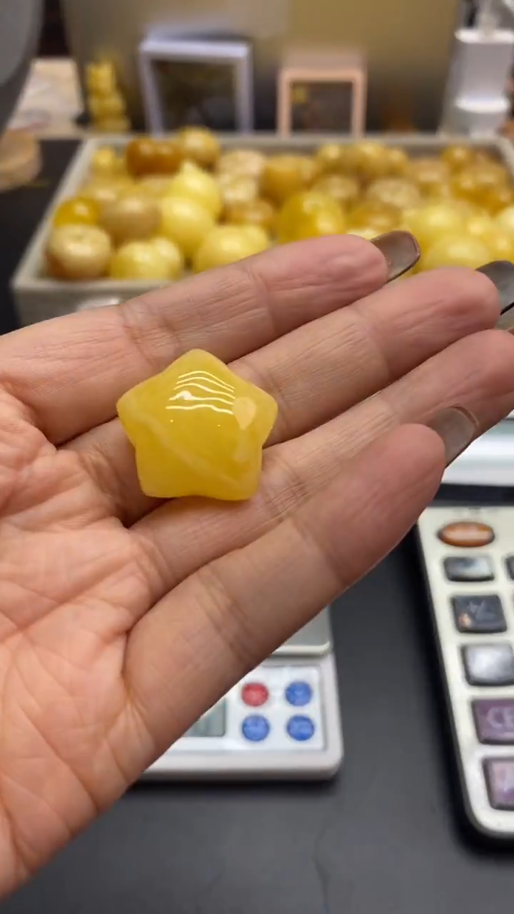 琥珀未镶嵌珠宝奇石144