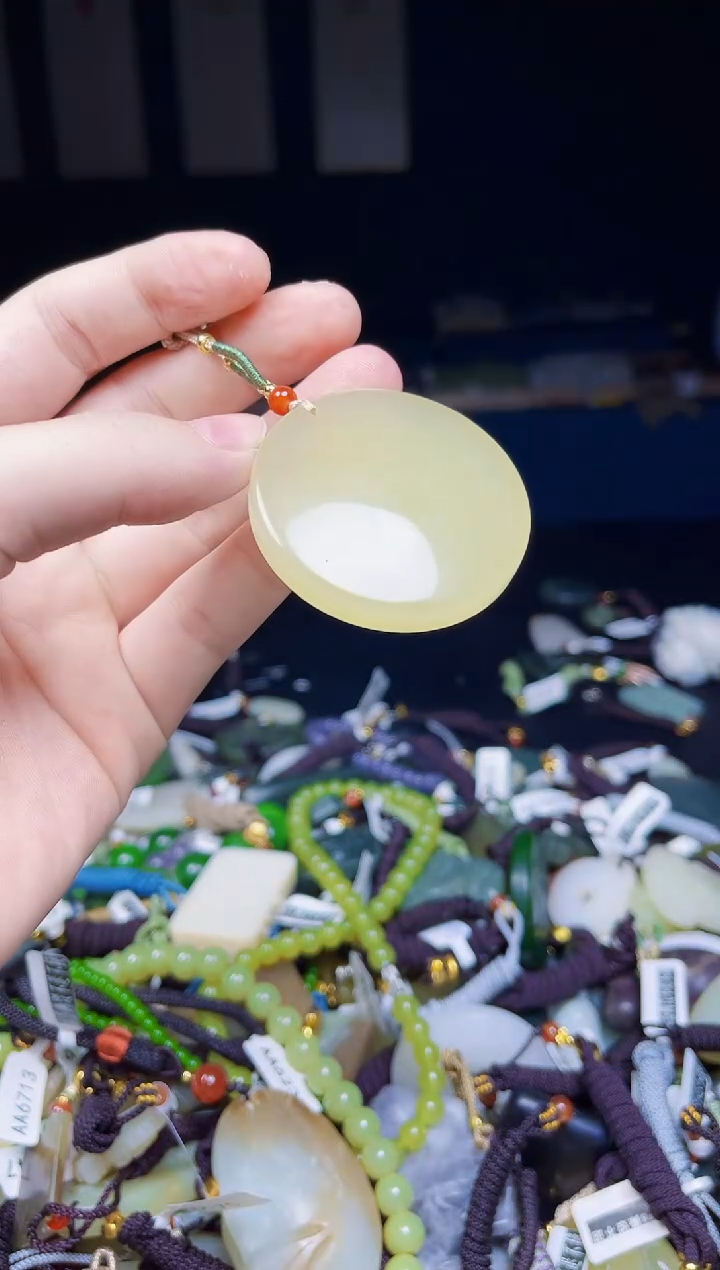 玉未镶嵌拍一发一未镶嵌拍一发一