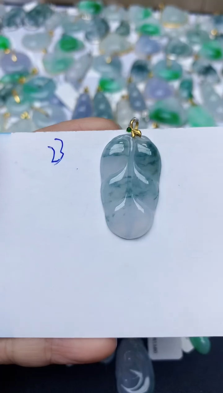 【闪购商品】翡翠颈饰18K金镶嵌天然翡翠A货