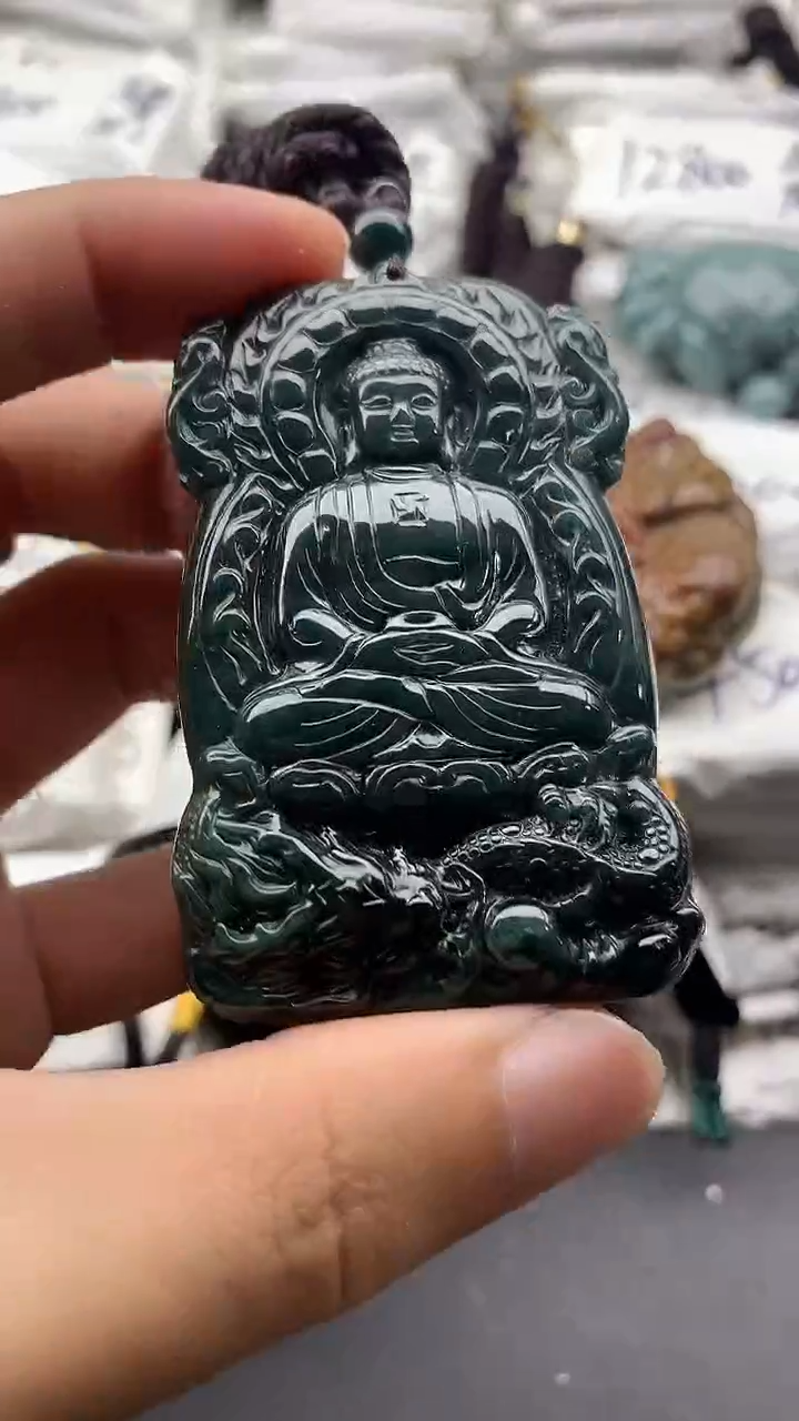 【闪购商品】翡翠颈饰未镶嵌55555555555