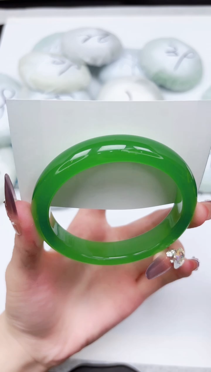 石英质玉手镯未镶嵌153-61.7