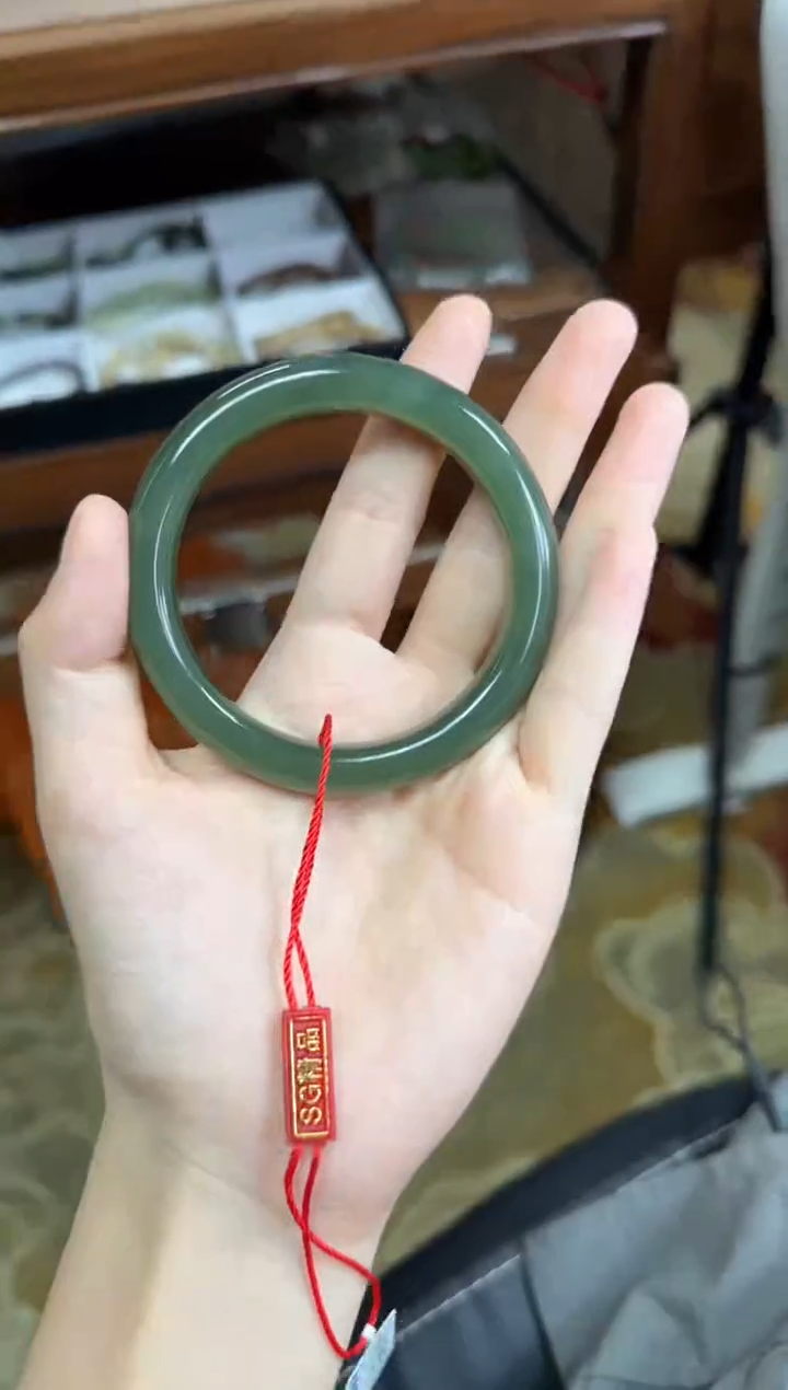 未镶嵌手镯和田玉58