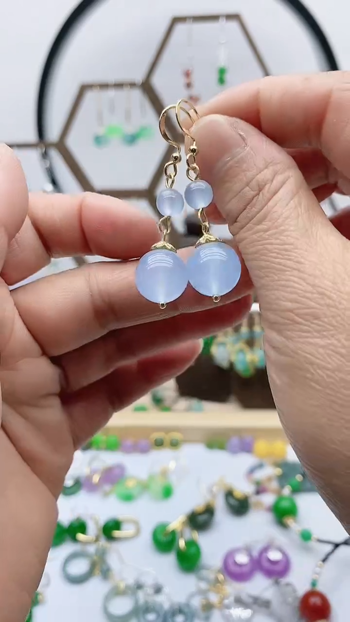 未镶嵌耳坠海蓝宝石66