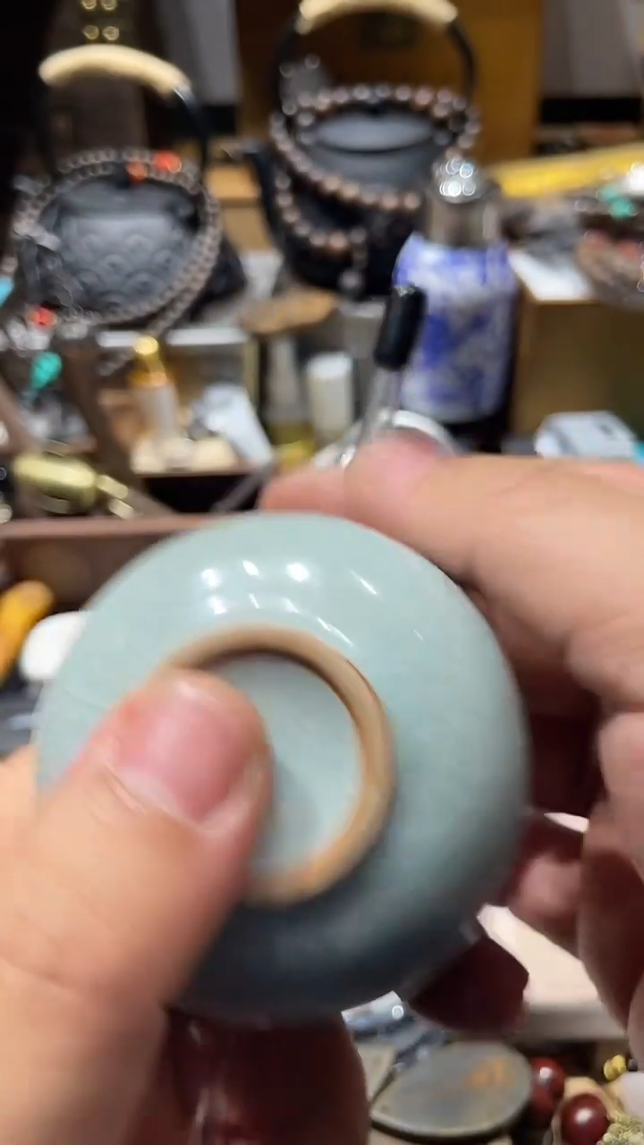 瓷片闪购商品 如图所示