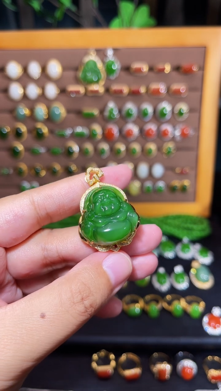 【闪购商品】和田玉吊坠18K金镶嵌碧玉佛公吊坠