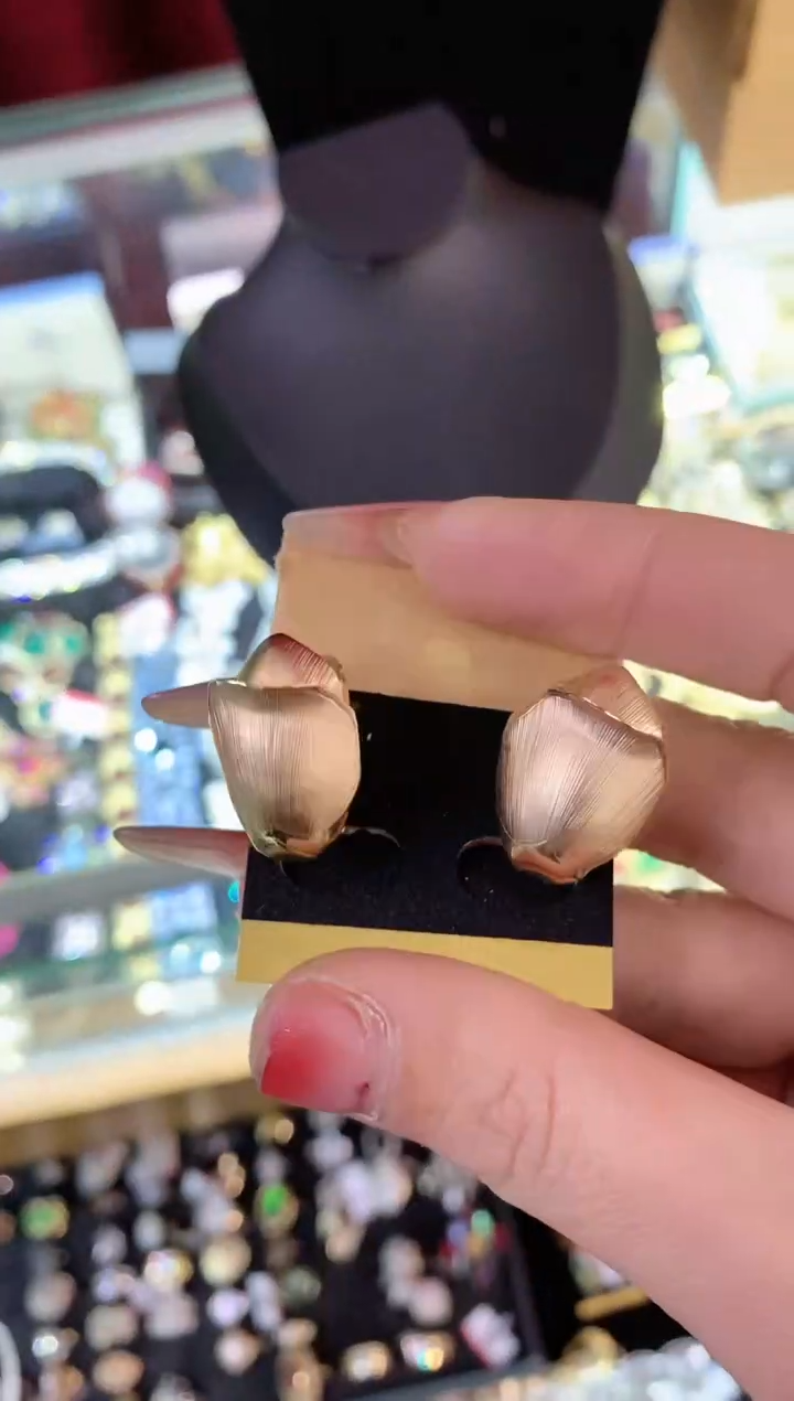 【闪购商品】瓷片楚楚中古珠宝甄选不退换