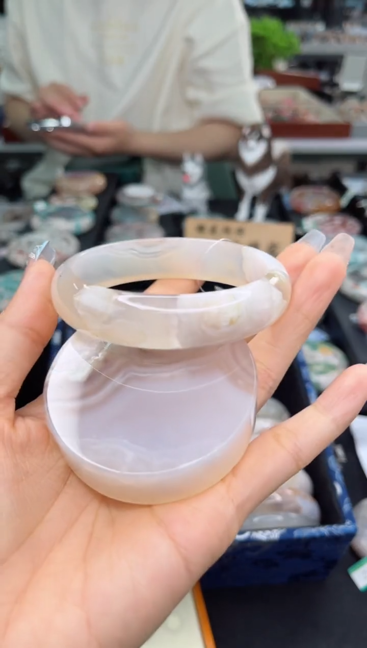 【闪购商品】石英质玉手镯未镶嵌61圈口（赠品镯心）1572494