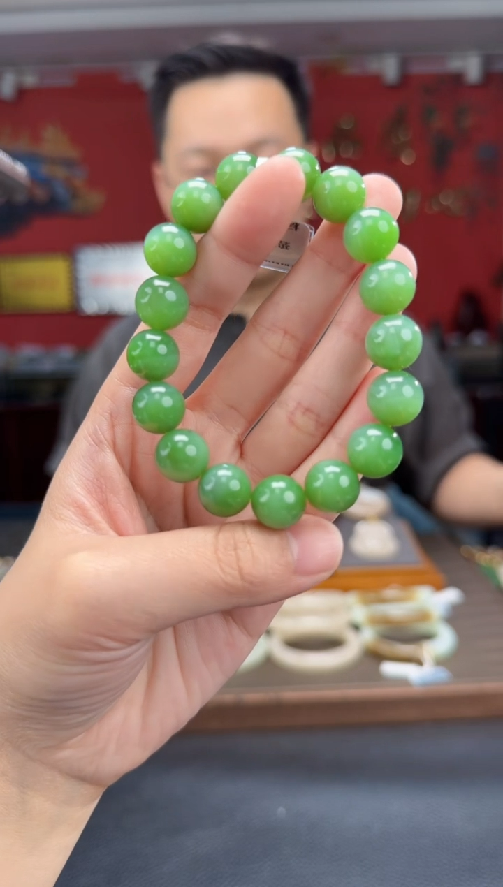 手串未镶嵌和田玉碧玉粉绿单圈手串
