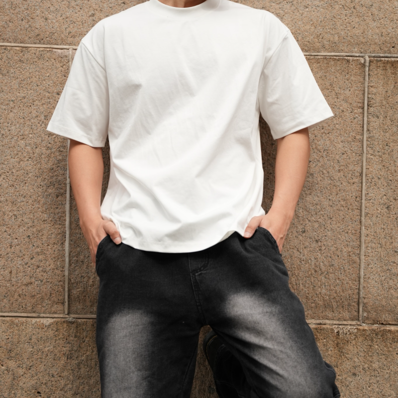 【2025新款T恤私人】轻奢款断码折扣 刺绣图案LYW