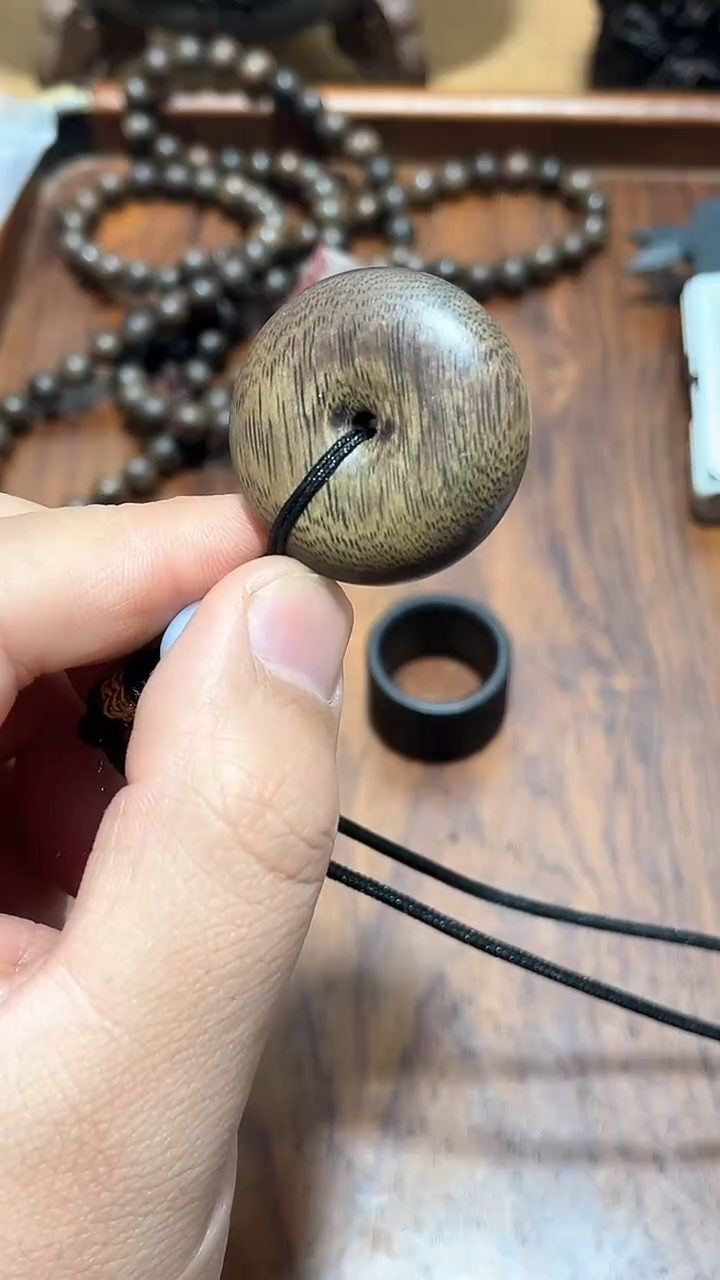 【闪购商品】檀香木精品推荐海南莺歌绿平安扣