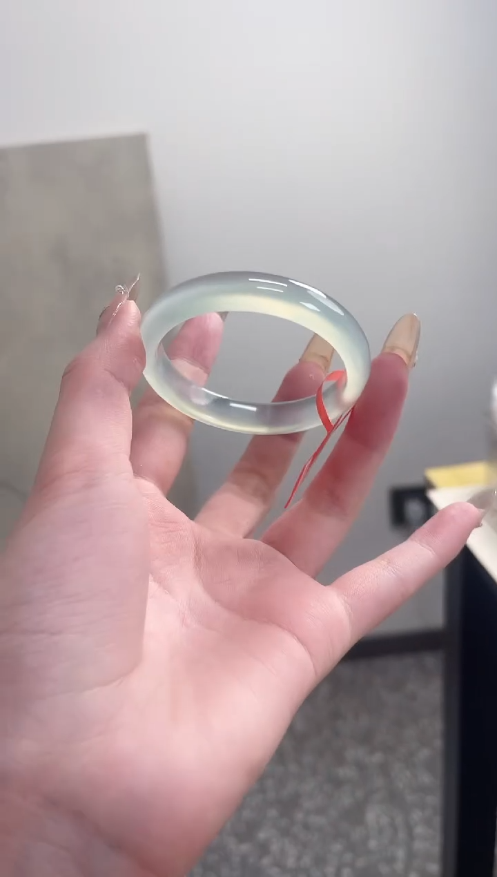 【闪购商品】玛瑙/玉髓手镯未镶嵌50圈 需要包容