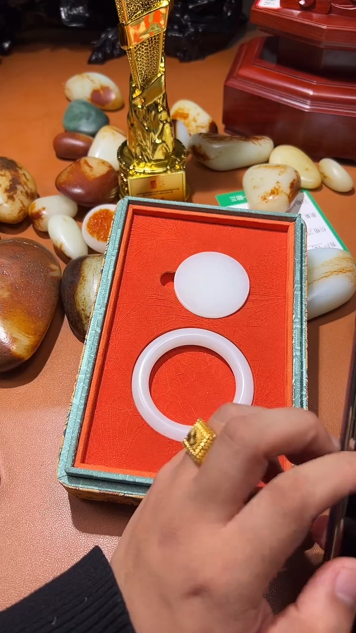 未镶嵌和田玉把件柒*和田玉