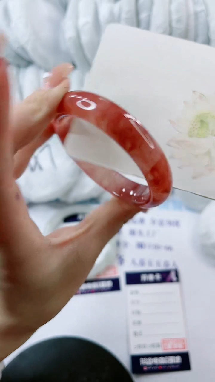 【闪购商品】石英质玉手镯未镶嵌0514931654-多样性发货