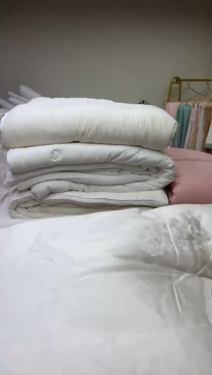 95%以上灰色200*230//8左右冬被