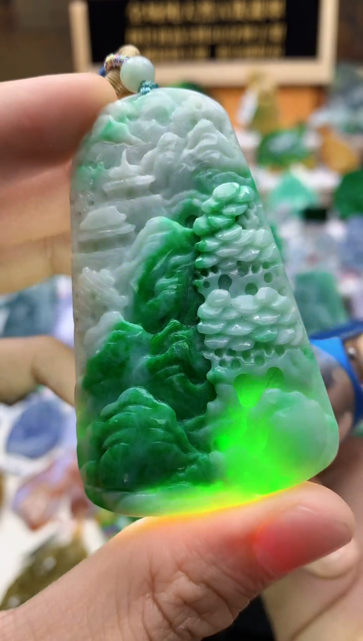 颈饰未镶嵌翡翠天然A货翡翠