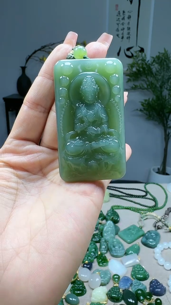 未镶嵌和田玉挂件1