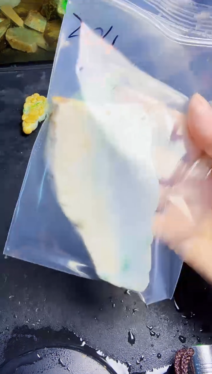 未镶嵌挂件翡翠天然翡翠204