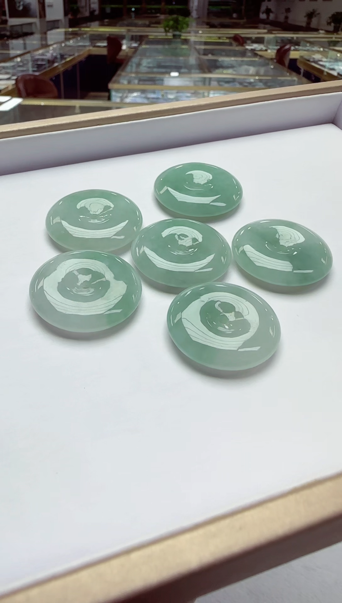 颈饰未镶嵌翡翠多样性发其一