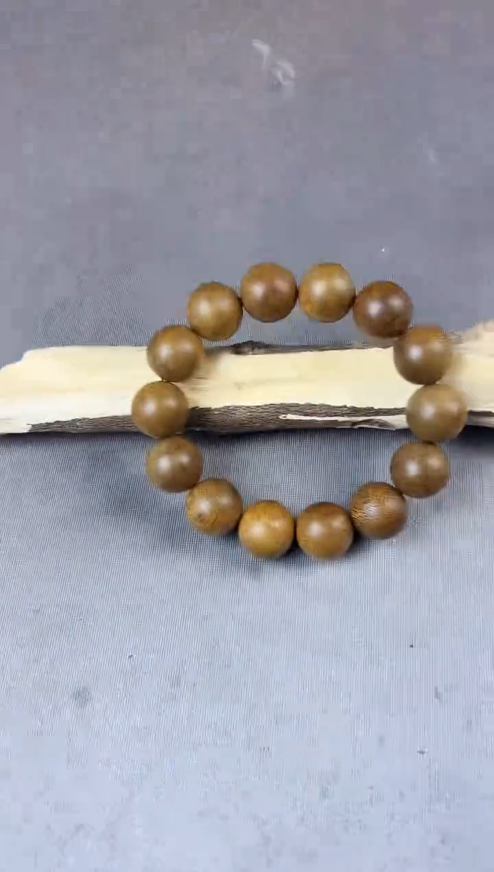 沉香沉香碎屑+芽庄白奇16圆珠单圈沉41克+多样性发一