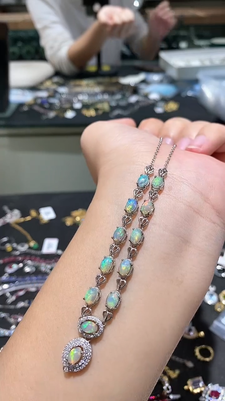 【闪购商品】欧泊颈饰银S925镀金镶嵌项链