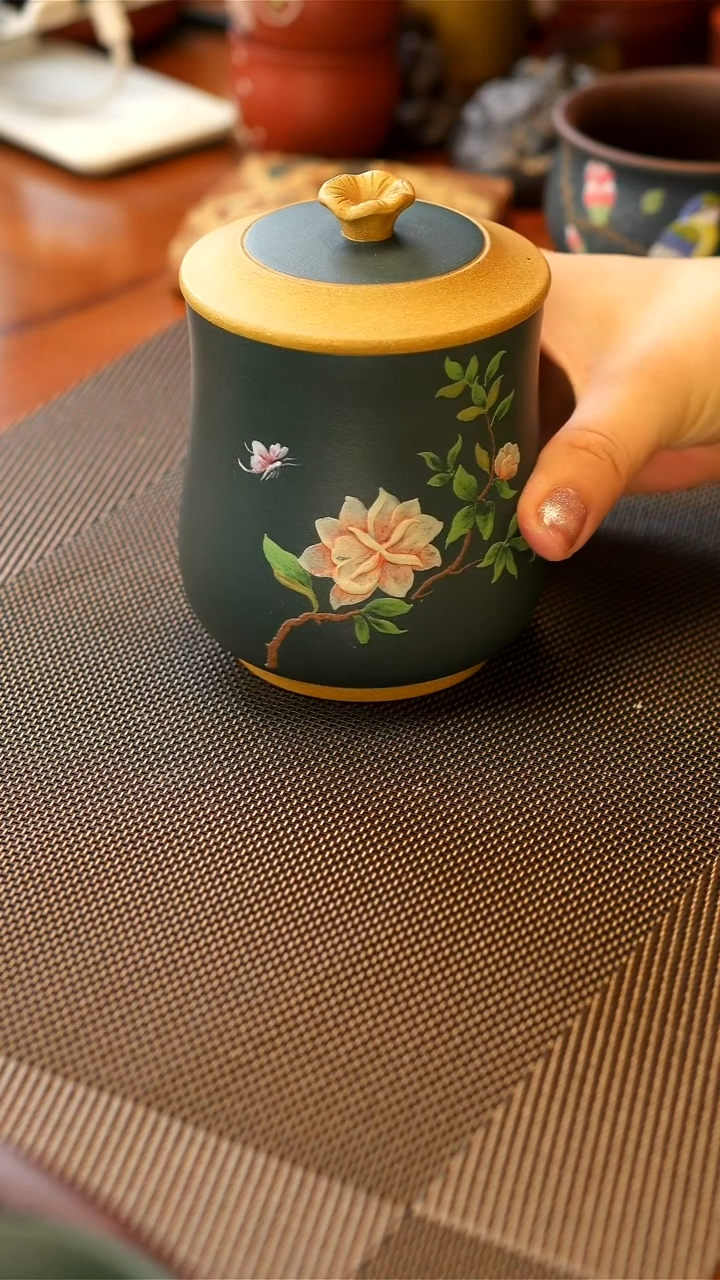 【闪购商品】紫砂茶壶黄段泥粉浆蝶恋花茶叶罐