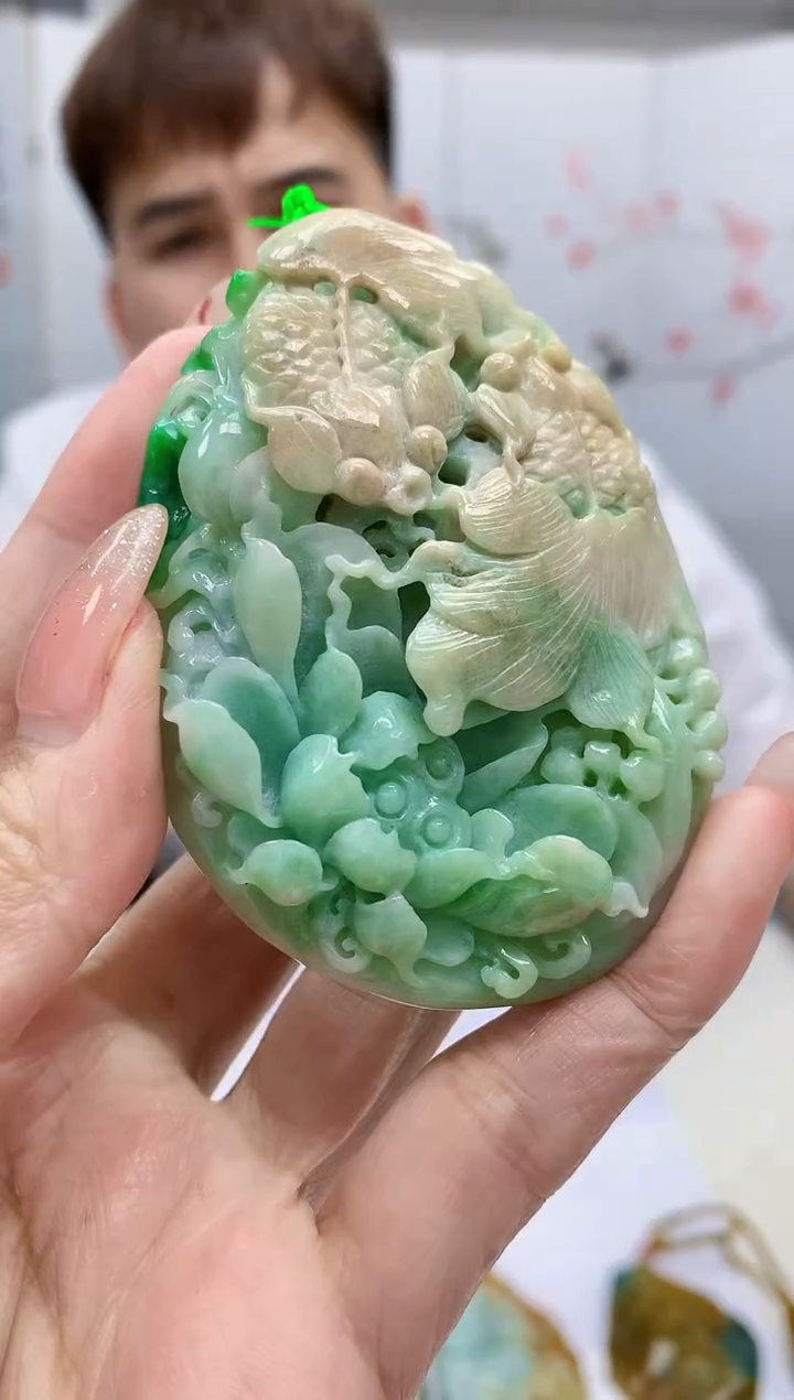 【闪购商品】定制翡翠未镶嵌4868MM-毛货挂件328