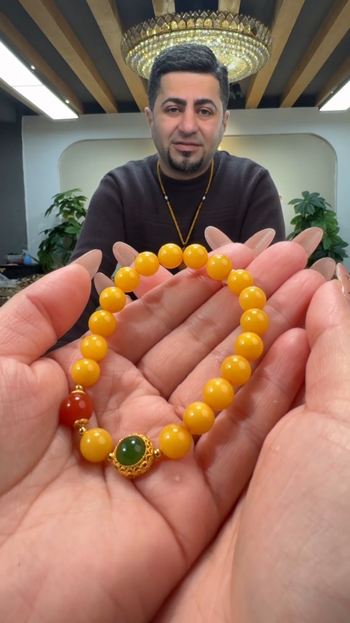 【闪购商品】琥珀手串未镶嵌(DYC007)