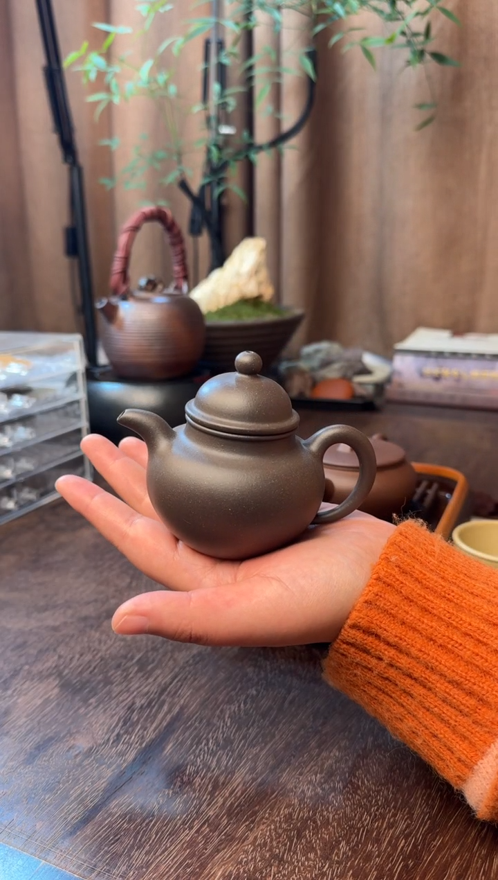 茶壶紫砂寿珍掇球-半手精工-天青-40目-容量：160CC