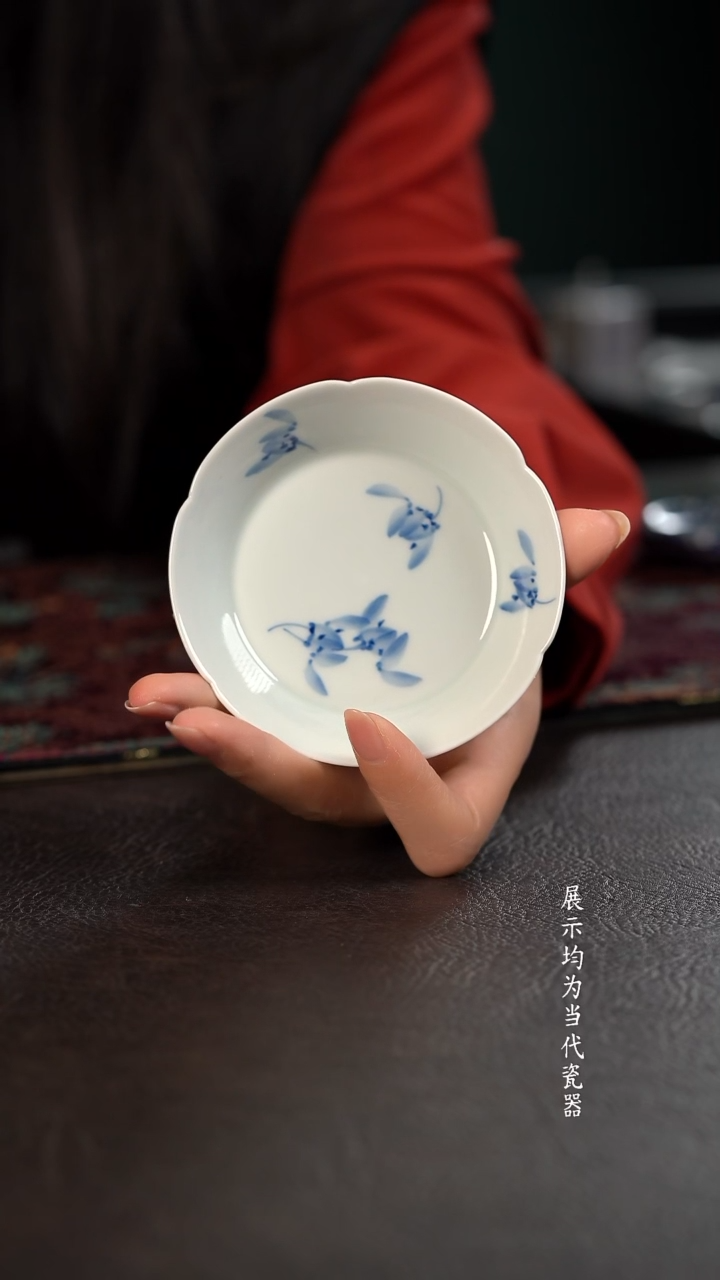 厚力煊兰花头花口小杯垫 随机