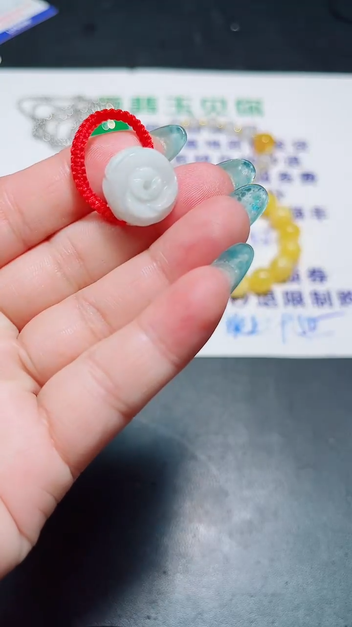 翡翠手镯未镶嵌000000000000