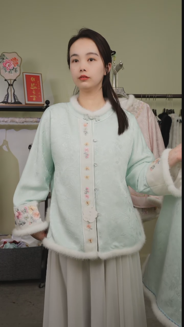 【闪购商品】刺绣真丝正绢对襟棉服